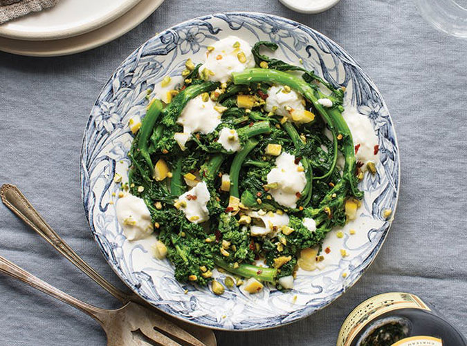 mediterreanean diet dinner recipes: broccoli rabe with burrata